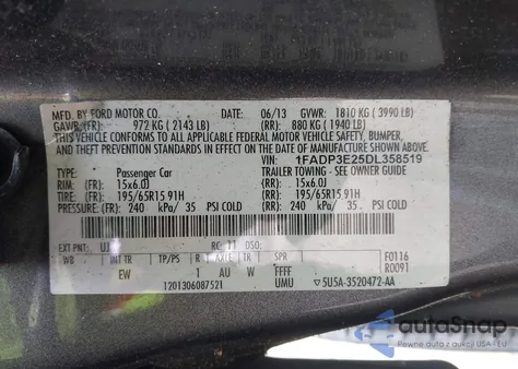 2013 Ford Focus S z USA, uszkodzony, nr VIN 1FADP3E25DL358519